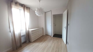  Appartement à louer 3 pièces 57 m²