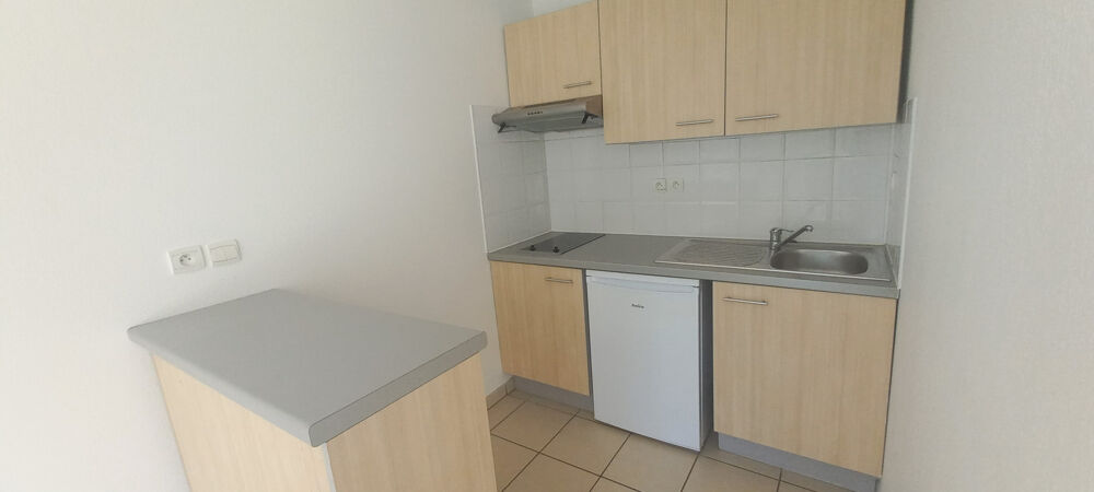 Vente Appartement T2 Premier et dernier étage avec terrasse et parking Roquettes