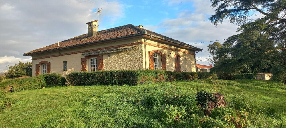 Maison traditionelle T4 sur sous-sol avec terrain de + 1500m2