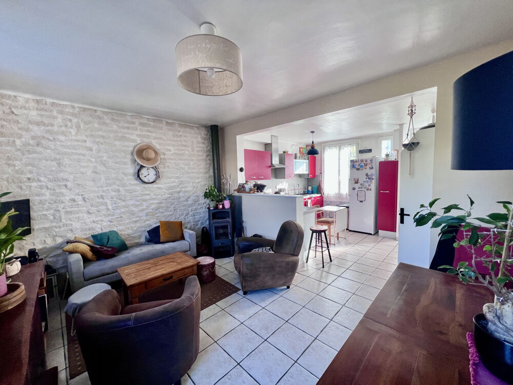 Vente Maison Maison de ville T4 de 80m2 habitable sur terrain 175m2 avec terrasse et double jardin Villeneuve tolosane
