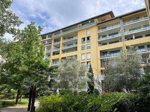  Appartement � louer 4 pi�ces 105 m�