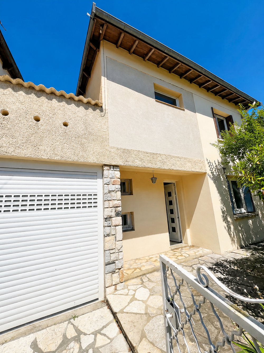 Vente Maison Maison T4 de 80m2 habitable sur parcelle terrain 205m2 avec garage et buanderie. Cugnaux