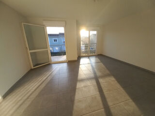  Appartement à louer 3 pièces 63 m² Frouzins