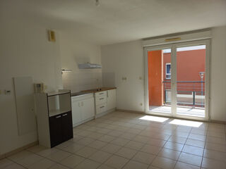  Appartement à louer 2 pièces 44 m²