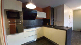  Appartement à louer 3 pièces 57 m²