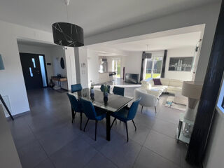  Maison � vendre 6 pi�ces 216 m�