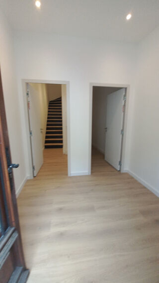 Appartement à louer 2 pièces 40 m²