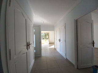  Maison à louer 4 pièces 121 m²