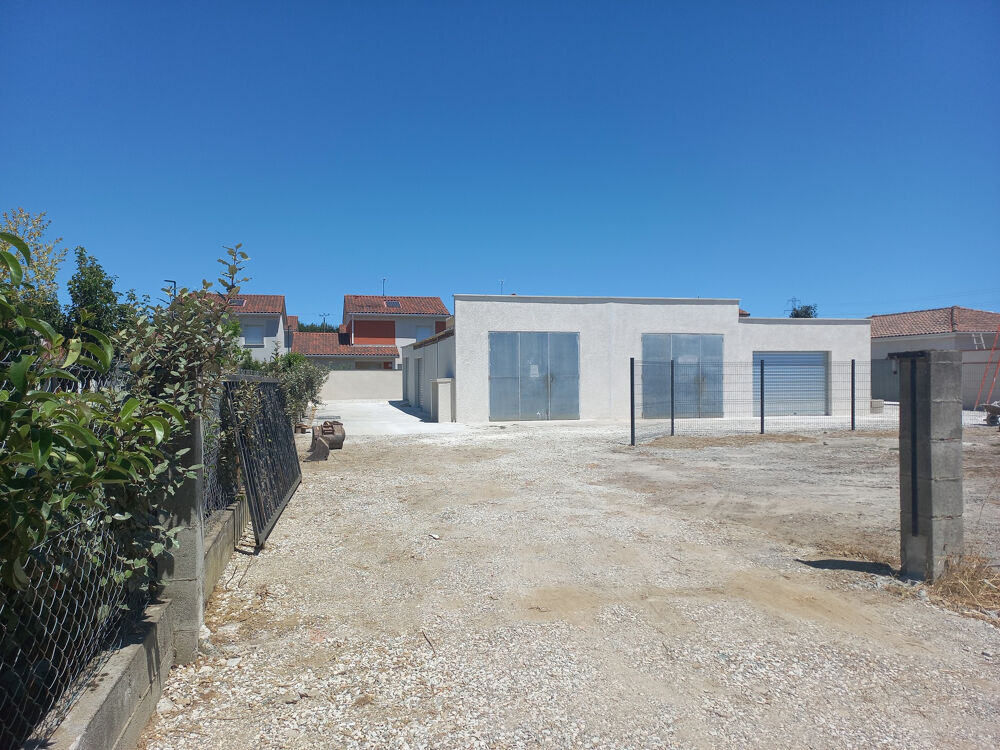 Location Parking/Garage 31120 ROQUES : Loue garage Roques