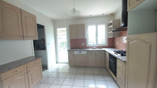 Maison à louer 3 pièces 98 m²