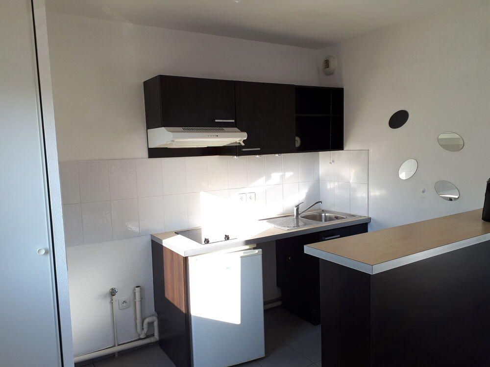 Location Appartement FROUZINS: Appartement T2 à louer Frouzins