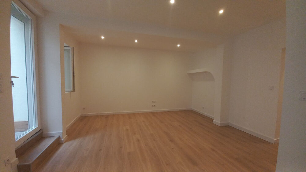 Location Appartement 32600 L'ISLE JOURDAIN: Appartement  T3 neuf à louer L isle jourdain