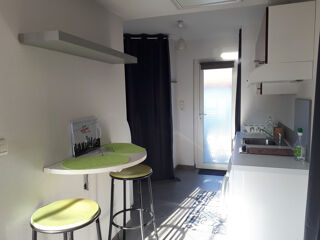  Appartement à louer 1 pièce 25 m²