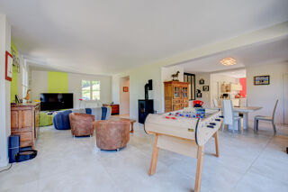  Propri�t�/ch�teau � vendre 9 pi�ces 338 m�