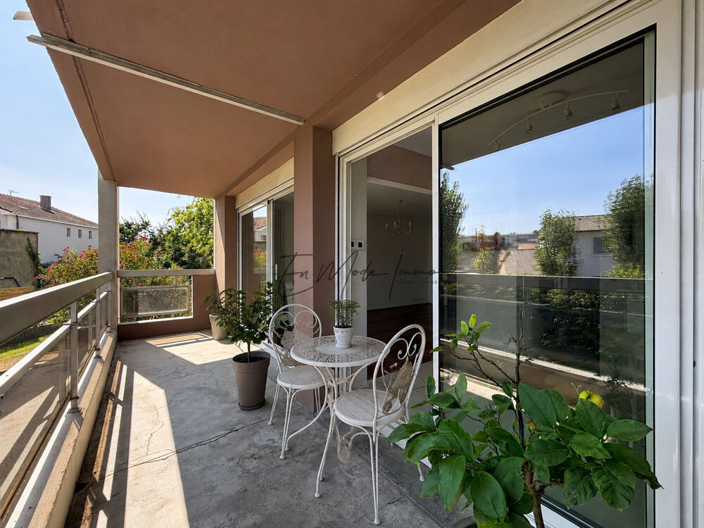 Vente Appartement Appartement 3 Pièces de 69,14 m2 avec balcon Sud, parking et cave Bourg les valence