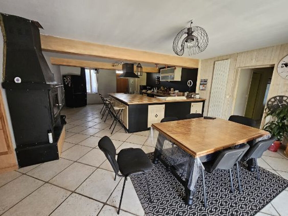 Location Maison Spacieuse maison Menesplet