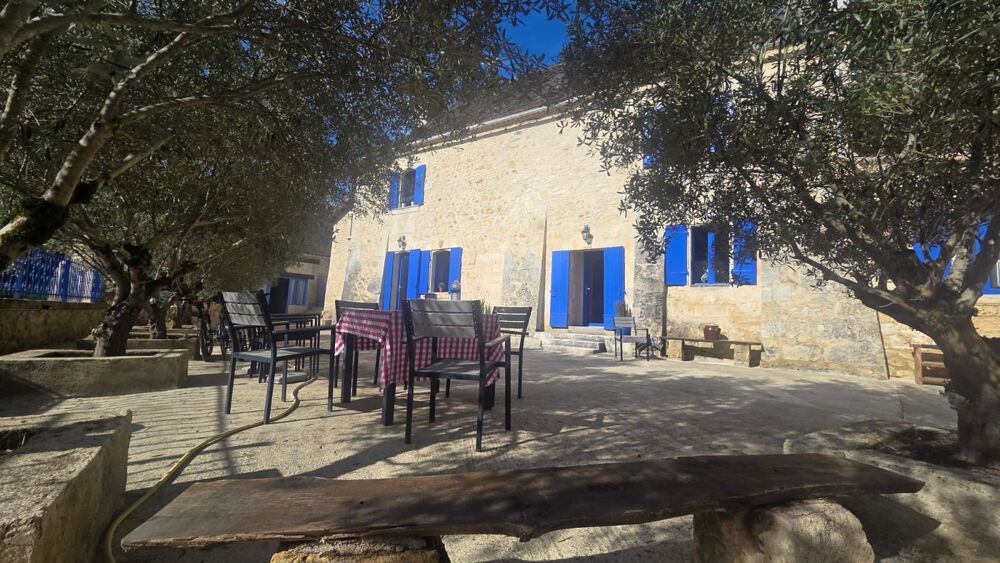 Vente Propriété/Château ENSEMBLE DE 3 MAISONS EN PIERRE St jean d eyraud