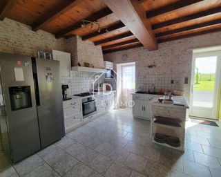  Maison  vendre 5 pices 159 m