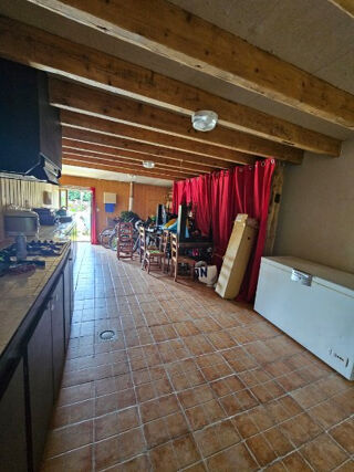  Maison à louer 5 pièces 261 m²