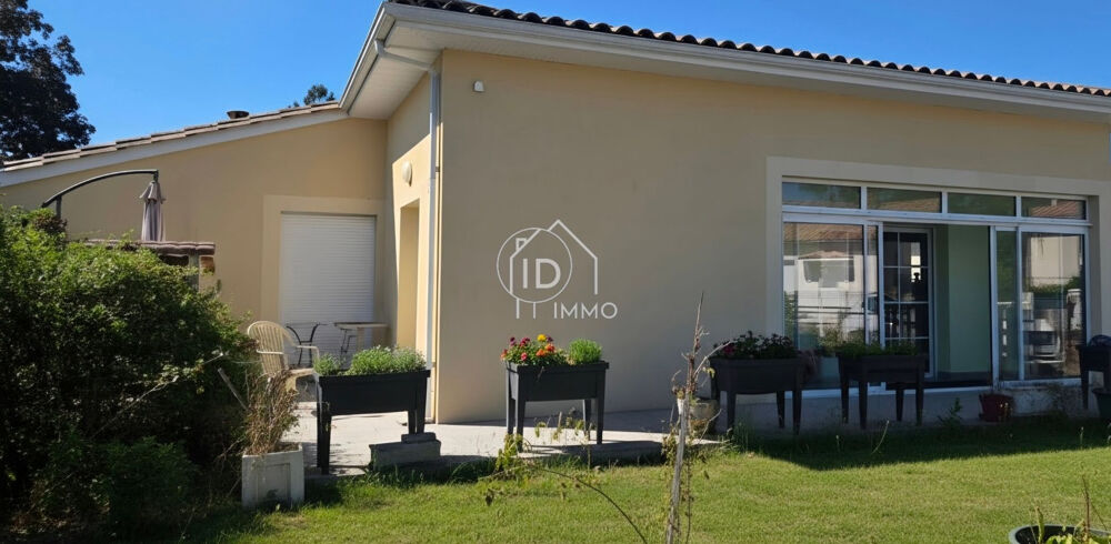 Maison 5 pièces 175 m² · à Menesplet · 175 m² · 294 000 €