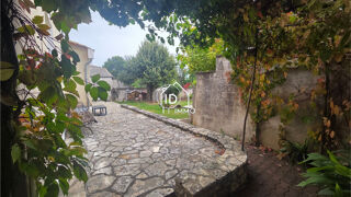  Maison � vendre 6 pi�ces 243 m�