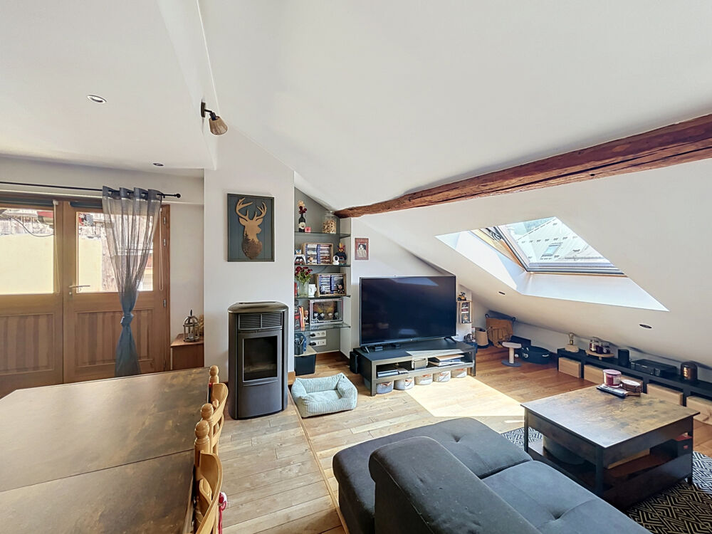 Duplex atypique de caractère de 123 m2 avec mezzanine et vue panoramique sur la vallée de lUbaye