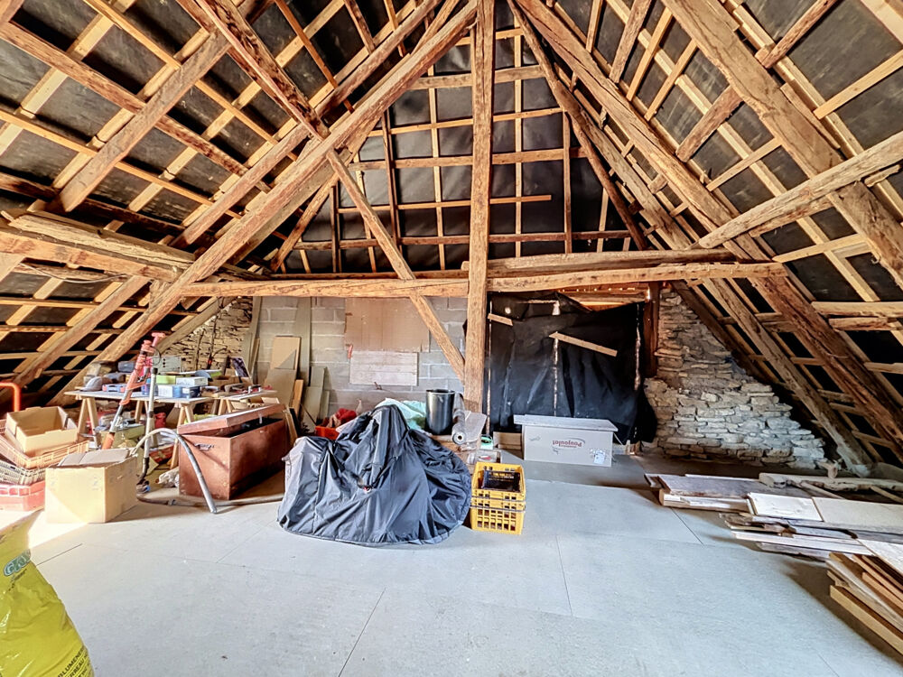à vendre  Maison Les Thuiles (04400)