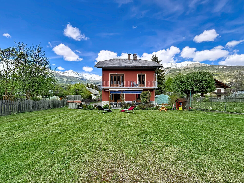 À vendre Maison avec fort potentiel, activité chambres dhôtes Barcelonnette (04400)