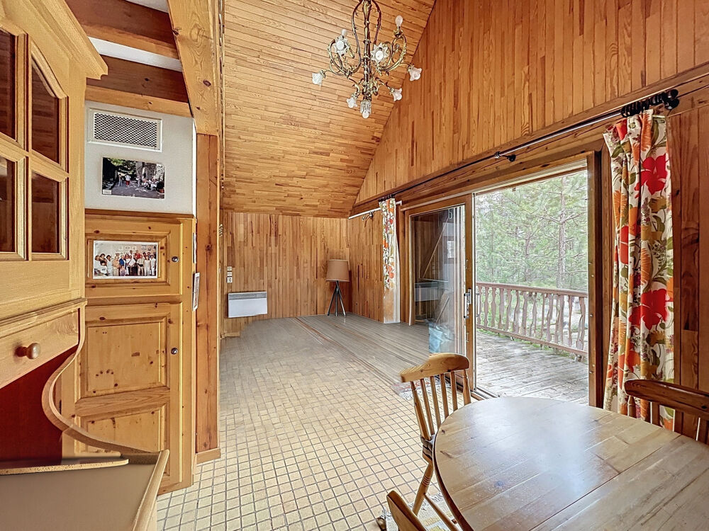 Vente Maison A vendre : Chalet 4 pièces avec terrasse, jardin et garage sur les hauteurs de Barcelonnette Barcelonnette