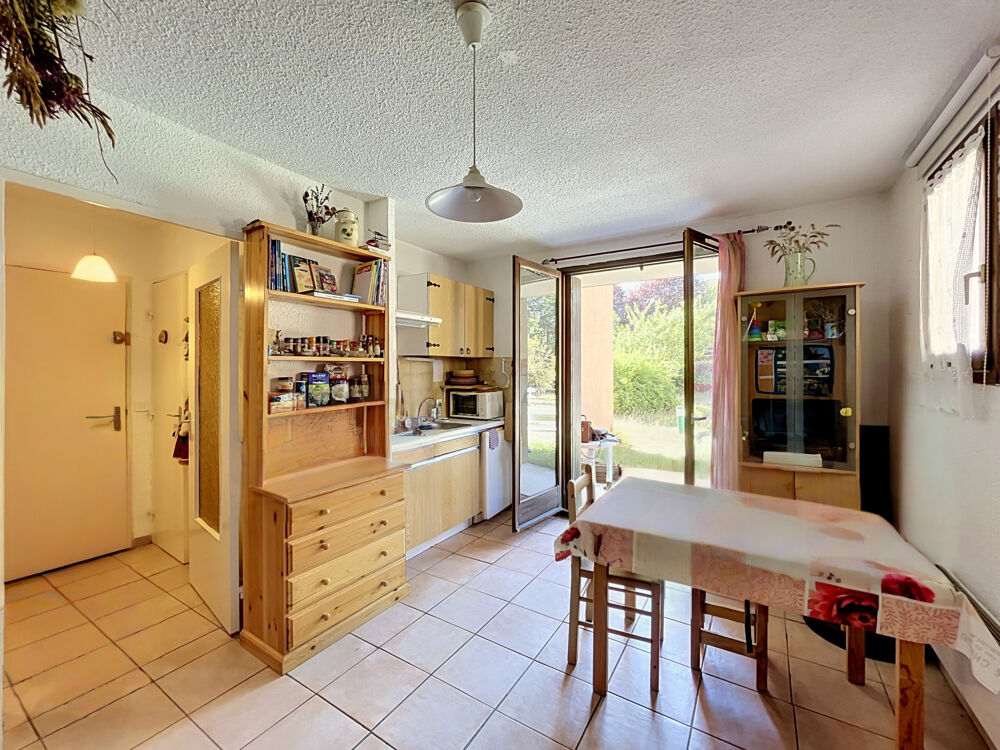 À vendre à Jausiers 04850, studio avec terrasse