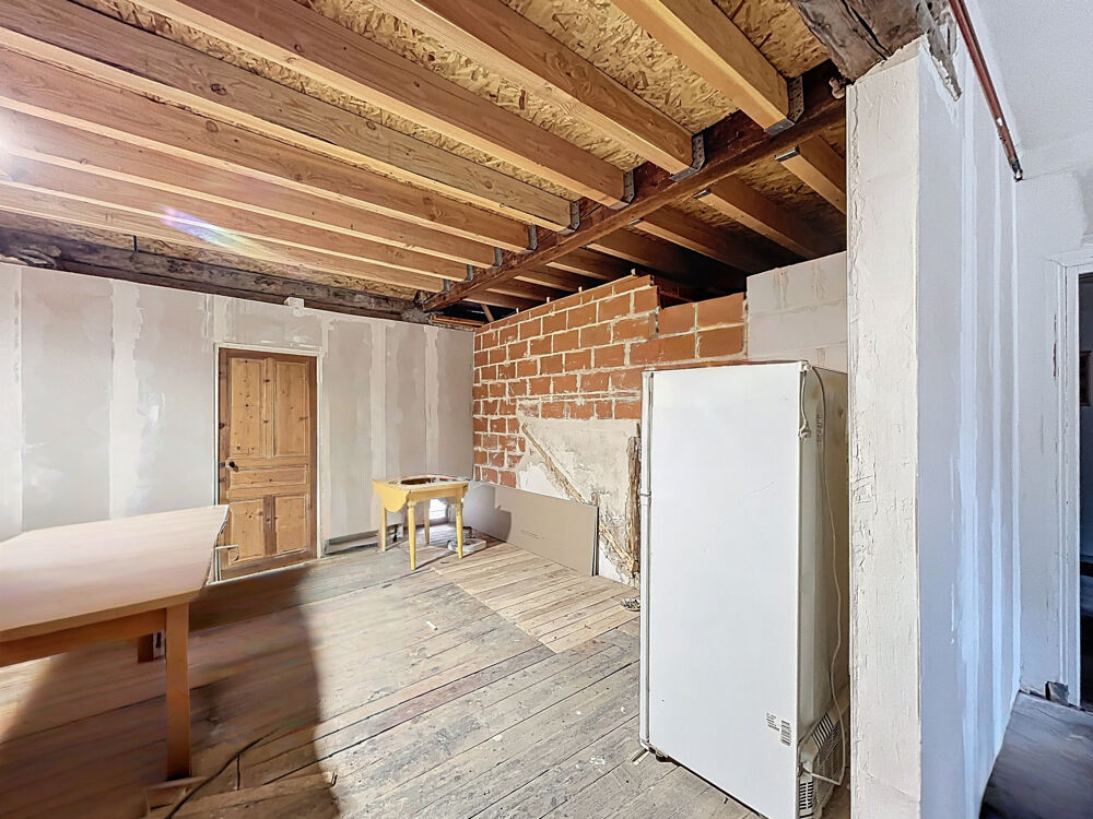 Vente Appartement Appartement  6 pièces à rénover entièrement sur la commune de Saint-Paul-Sur-Ubaye St paul sur ubaye