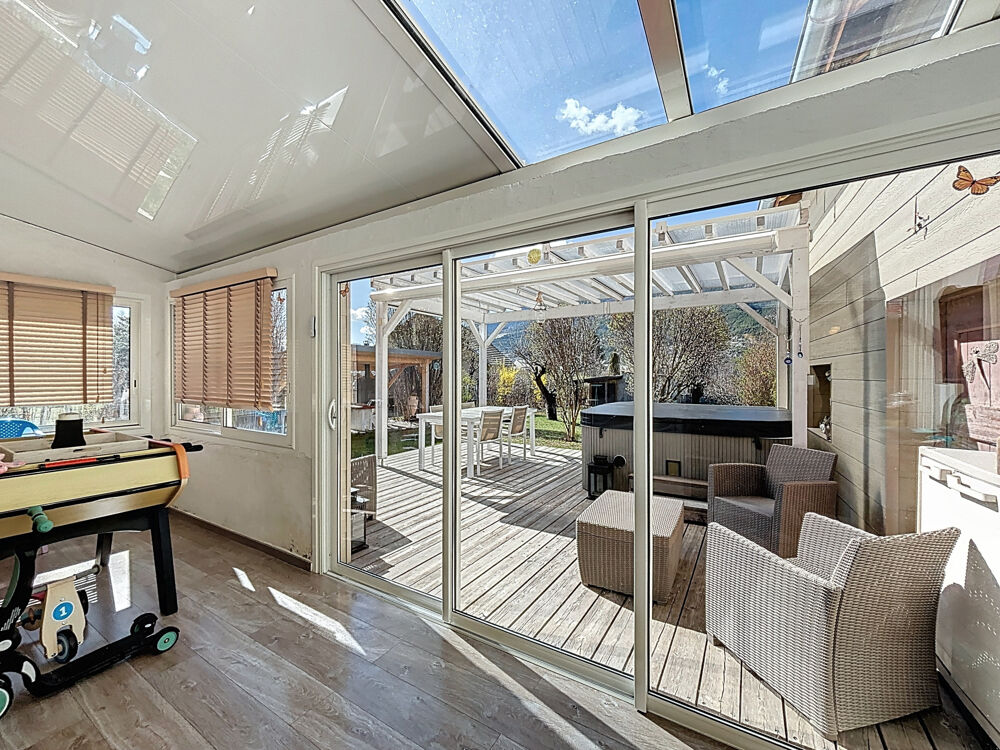 � vendre  Maison Jausiers (04850)