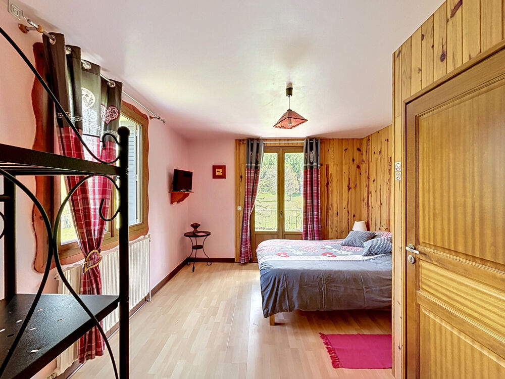 � vendre  Maison Barcelonnette (04400)