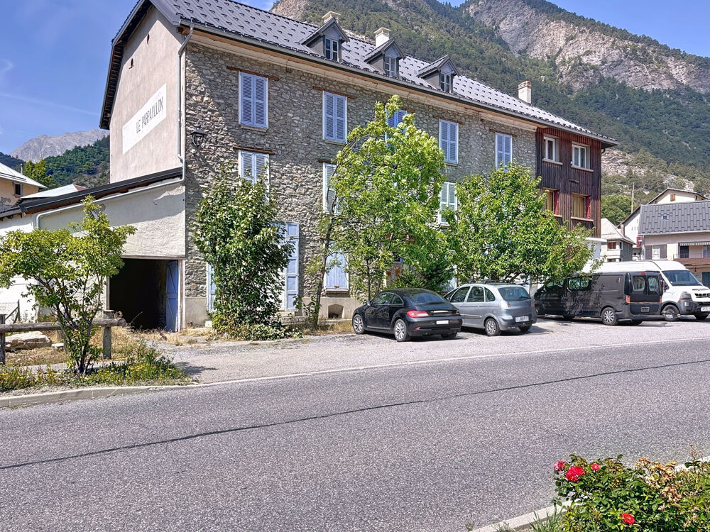 Vente Maison À vendre   Immeuble avec potentiel au cœur de La Condamine-Châtelard (04530) La condamine chatelard