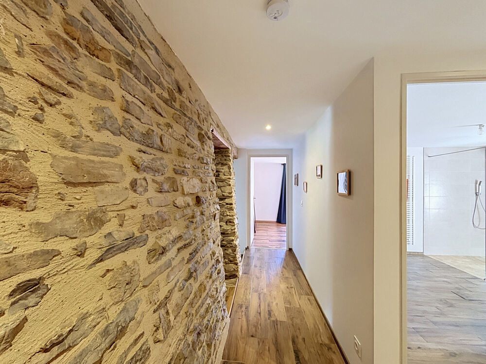 à vendre  Maison Les Thuiles (04400)