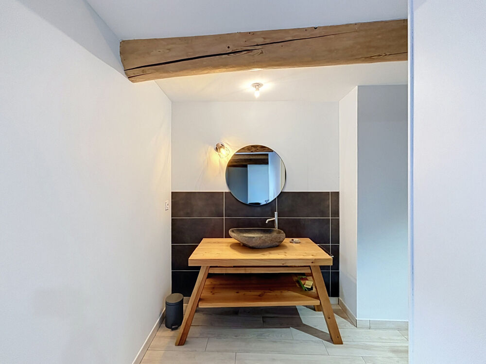 à vendre  Maison Les Thuiles (04400)