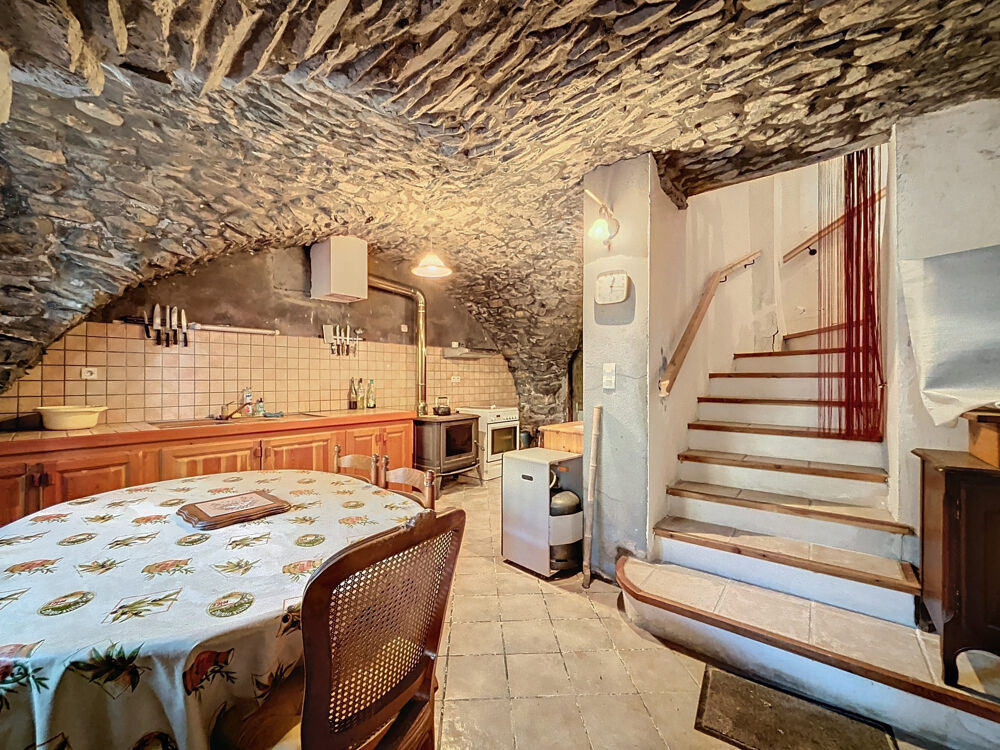 Maison de hameau Mitoyenne avec Potentiel à Jausiers - Hameau des Sanières