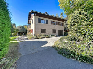 Vente Maison Maison familiale avec 2 appartements, garage double et terrain - Jausiers Jausiers