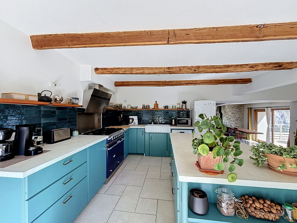 à vendre  Maison Les Thuiles (04400)