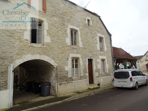 Maison de village TANLAY Centre avec garage 55000 Tanlay (89430)