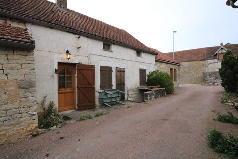   PROCHE NOYERS SUR SEREIN Maison - 3 pice(s) - 68 m
