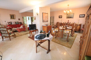  Maison  vendre 7 pices 223 m