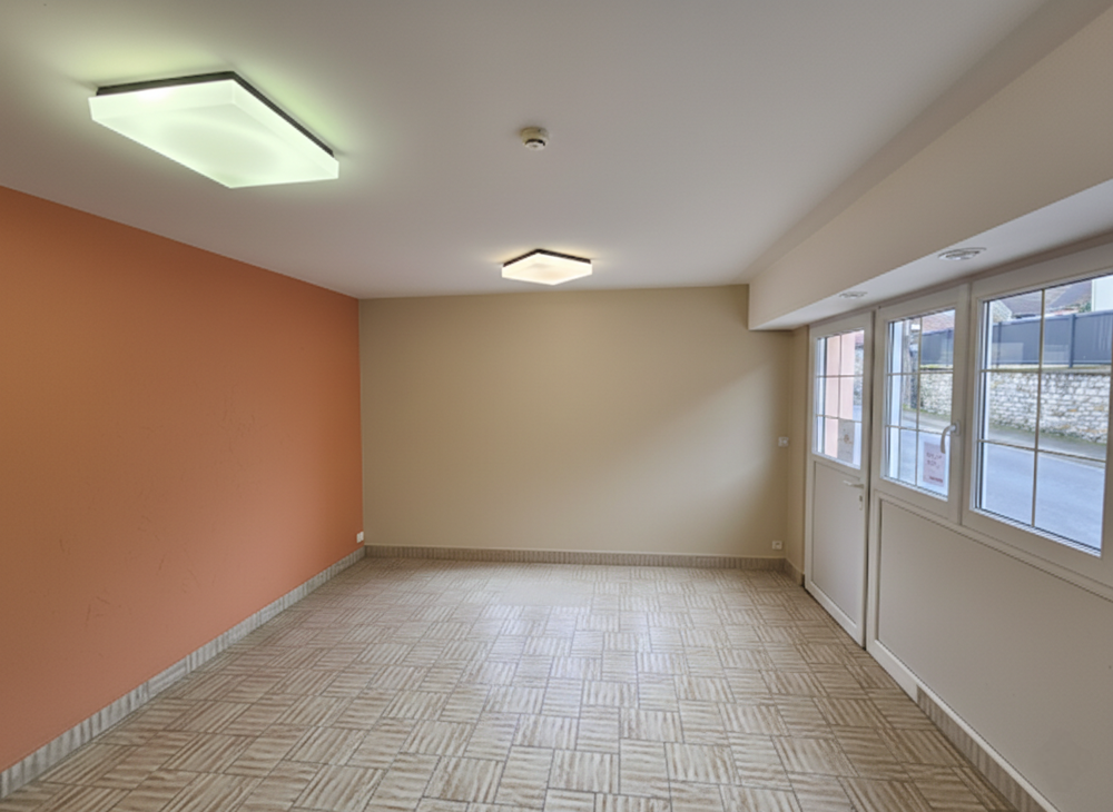 Vente Appartement LOCAL COMMERCIAL 45m2 - AUNEAU PROCHE Auneaubleurysaintsymphorien