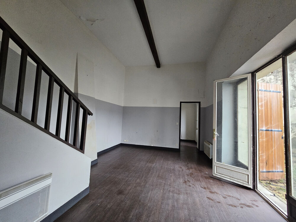 APPARTEMENT F3 EN DUPLEX - AUNEAU