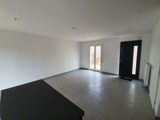  Maison à louer 4 pièces 77 m²