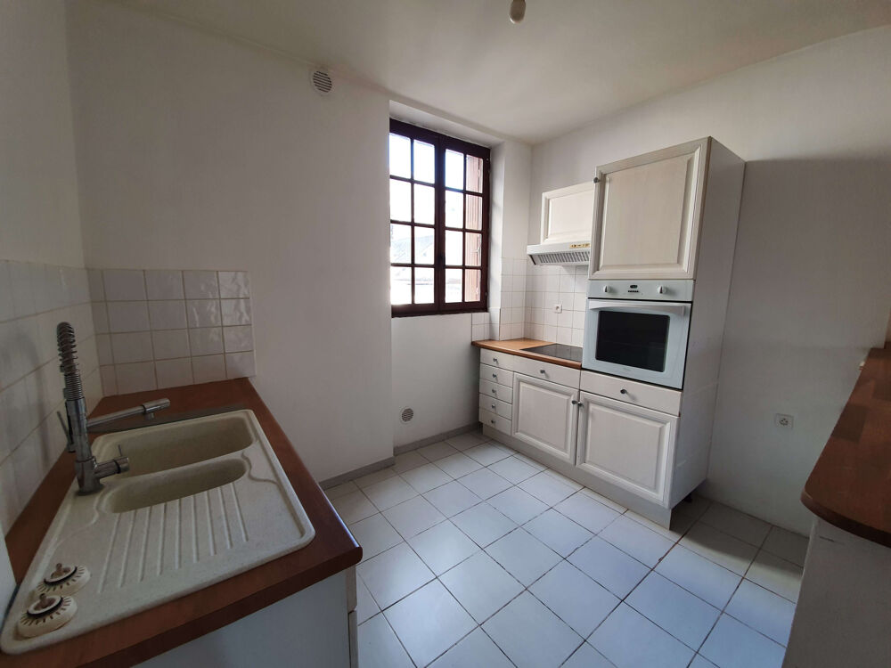 Location Appartement APPARTEMENT F3 - CENTRE VILLE AUNEAU Auneau