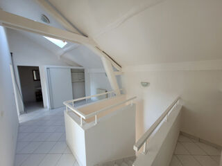  Maison à louer 3 pièces 87 m²