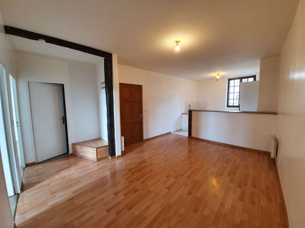 Location Appartement APPARTEMENT F3 - CENTRE VILLE AUNEAU Auneau