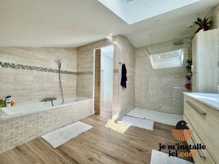  Maison à vendre 7 pièces 261 m²