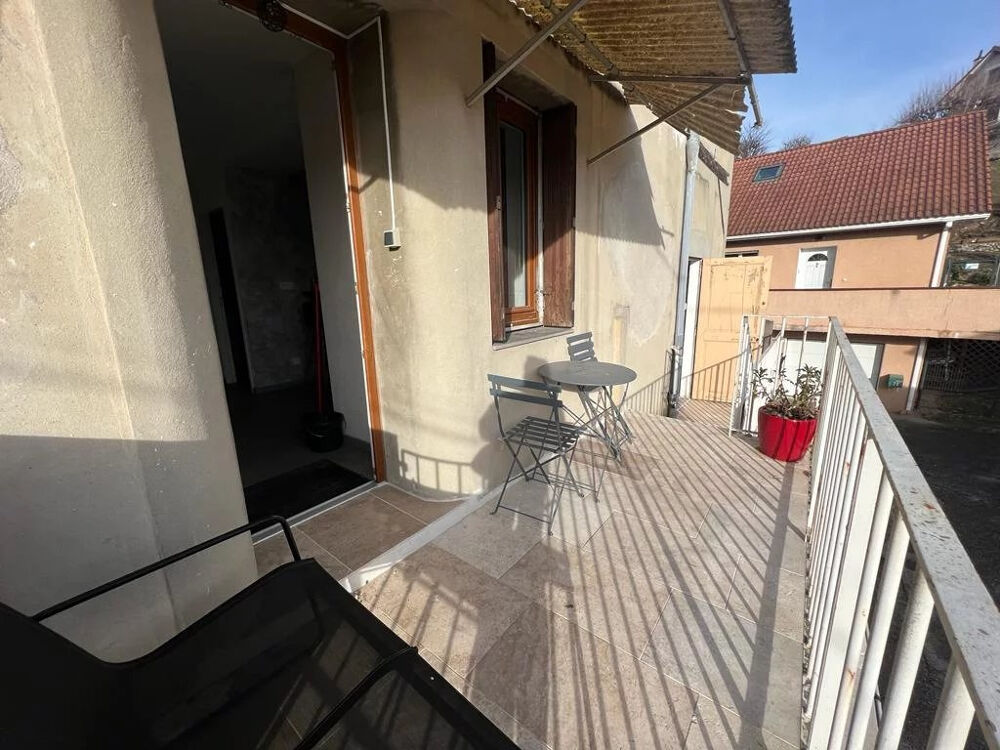 Location Appartement Appartement Meublé de Type 2 - Emplacement Idéal à Voiron Voiron